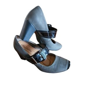Piccadilly size 5 women's max comfort grey and black Mary Jane shoes‎